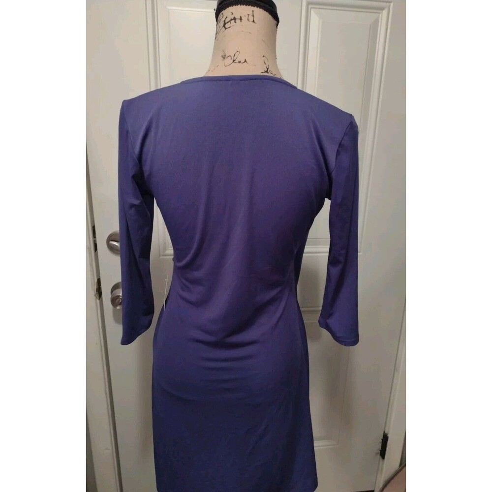 Gilli Purple Wrap Style Dress Women's Size Medium New - Picture 3 of 3
